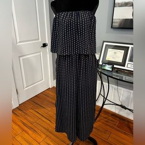 Super cute strapless lightweight jumpsuit